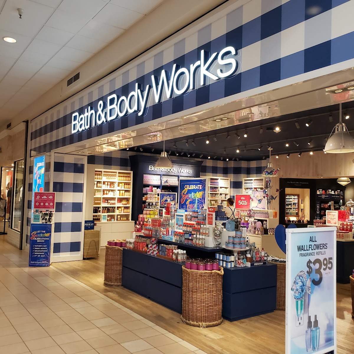 Bath & Body Works
