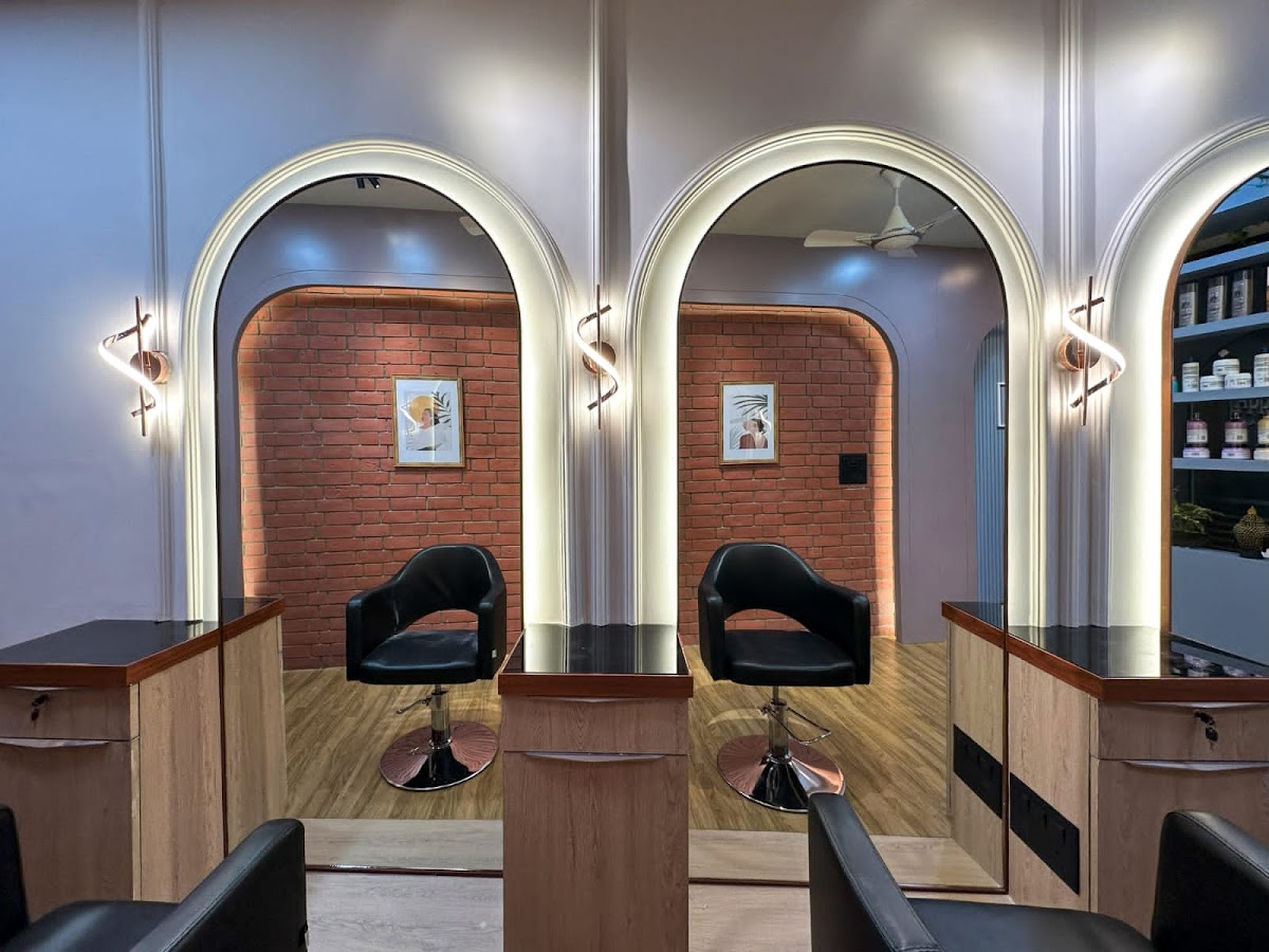 Apple Beauty Salon