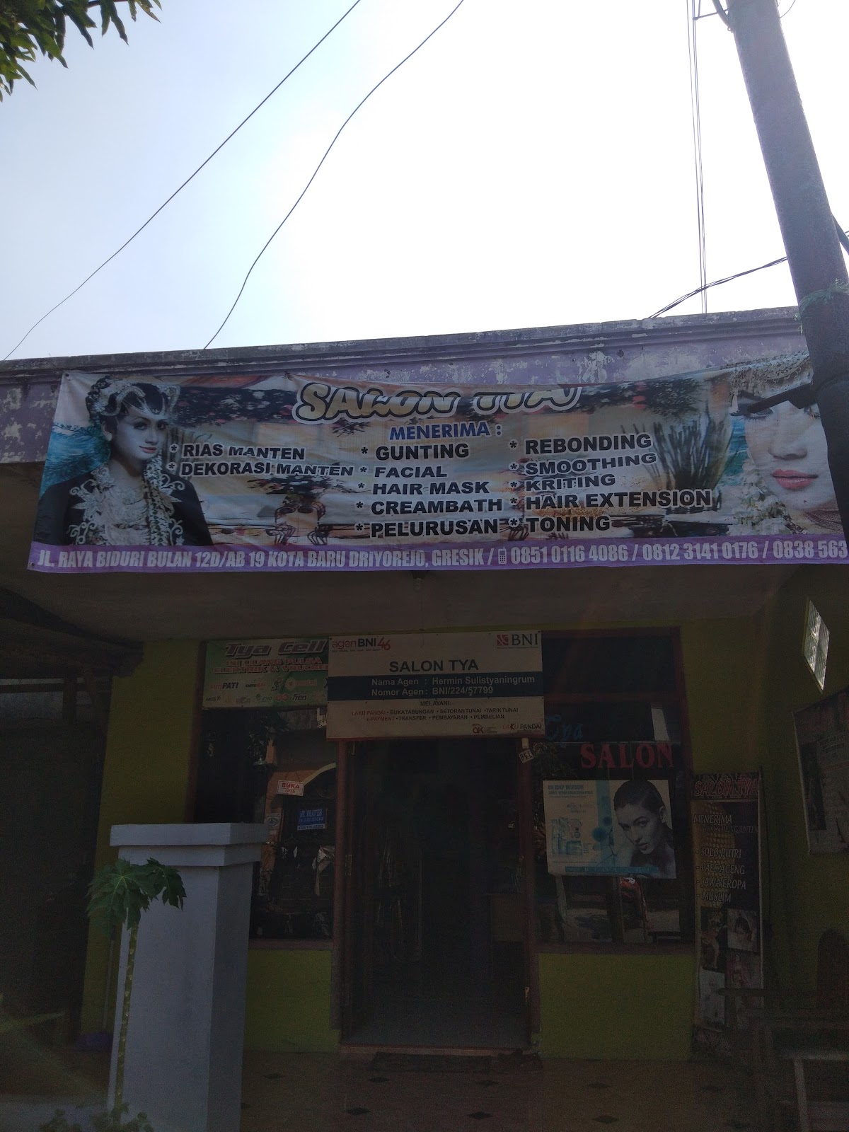 Salon dan Griaya rias Tya mua