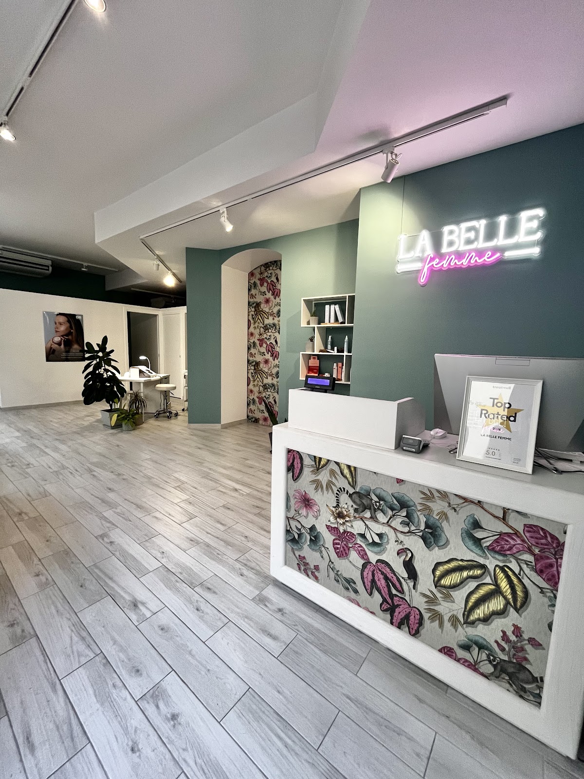 La belle femme