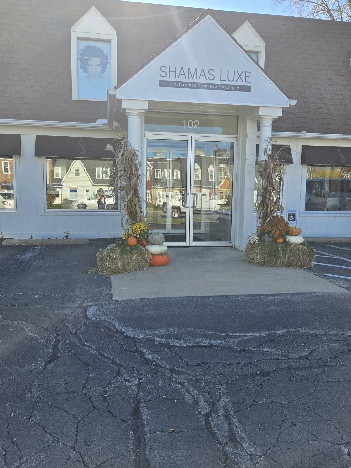 Shamas LUXE