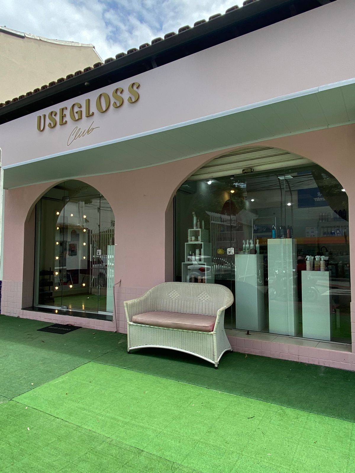 Use Gloss Club Centro de Beleza
