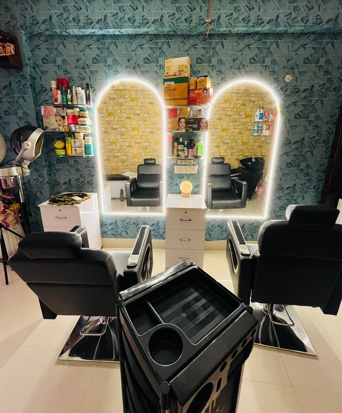 Princy Makeup Studio and Salon