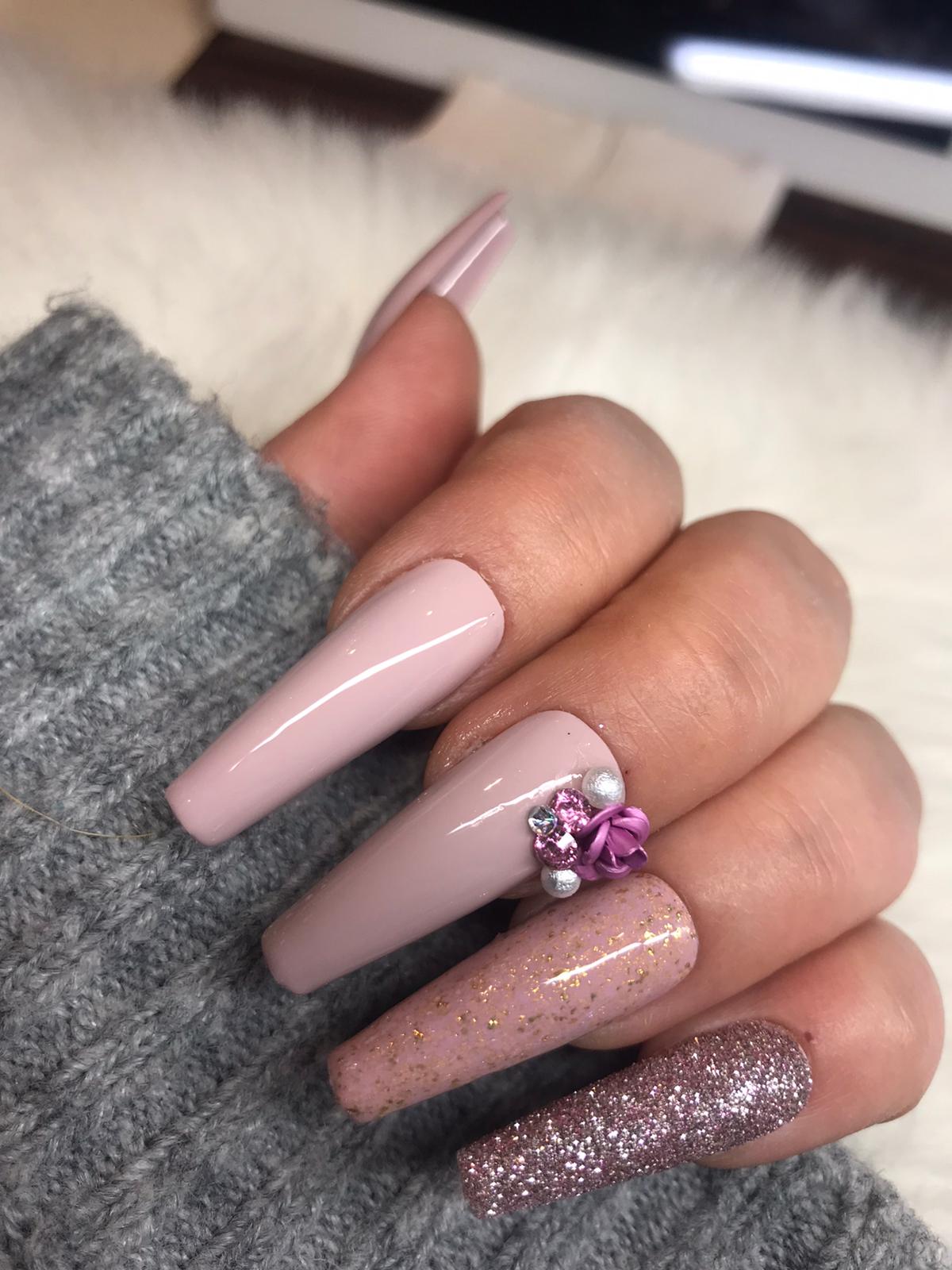 Dea Nails and Beauty by Maria Abbate