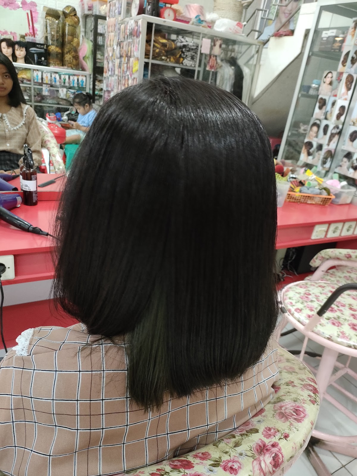 Salon Studio 3