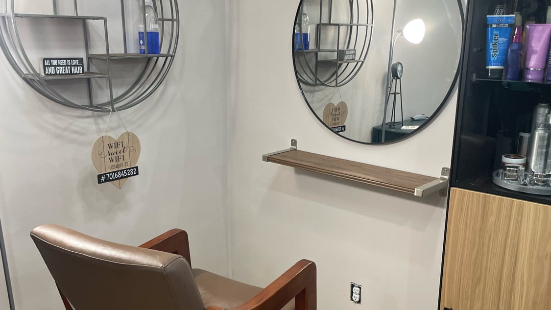 The Salon of Shawnee Hills