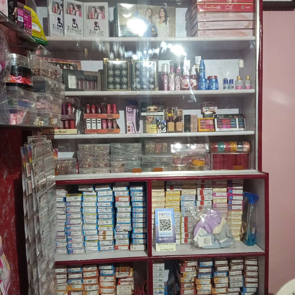 Shri Shyam Cosmetic & Gift Center
