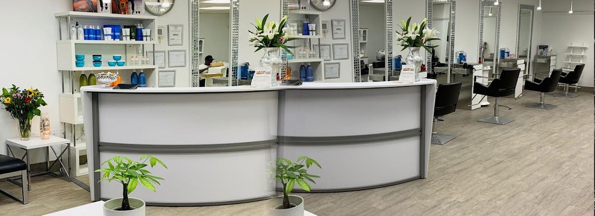 Glamour Looks Salon And Spa
