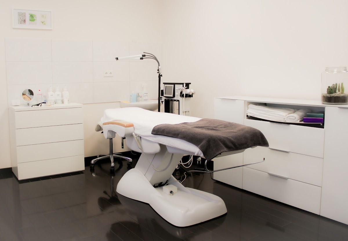 Assmus Cosmetics GmbH