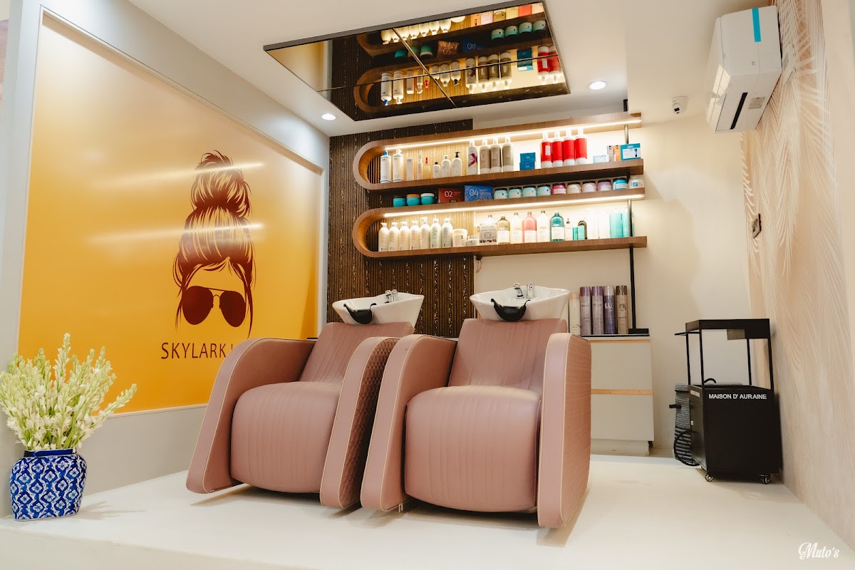 Skylark Luxe Salon