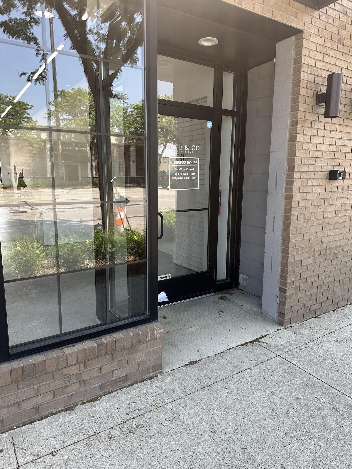 Face & Co. Beauty Bar