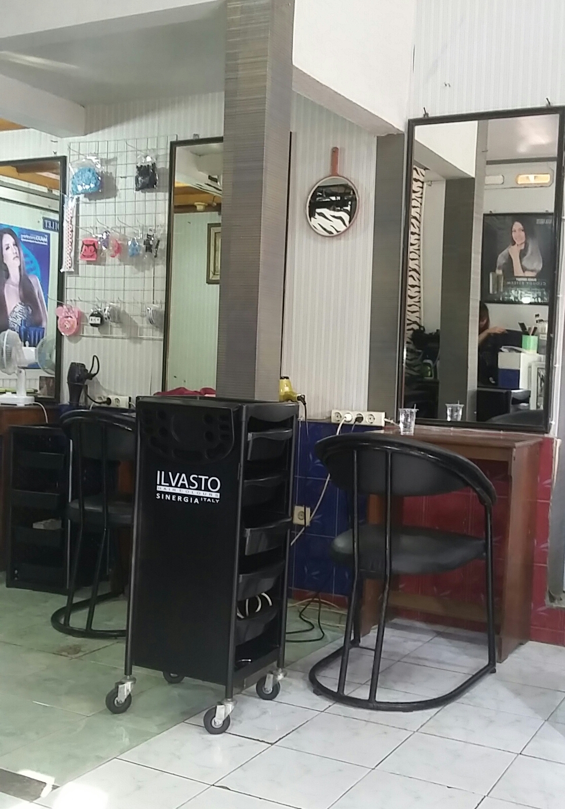 Salon Ita