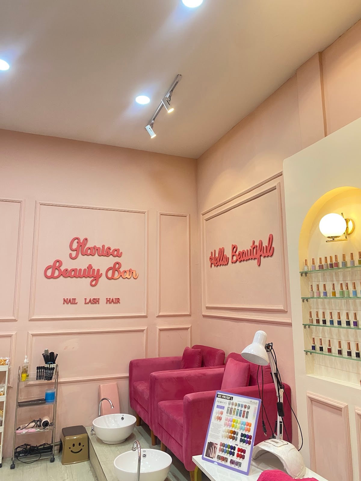Glarisa Beauty Bar