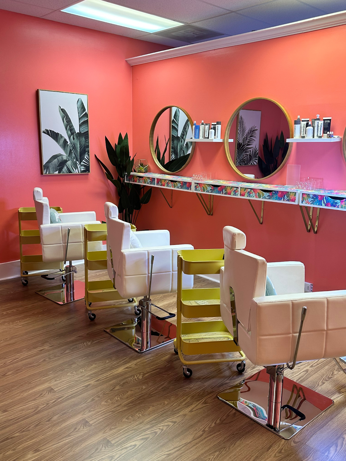Viva La Vida Mujeres Facial Bar & MedSpa