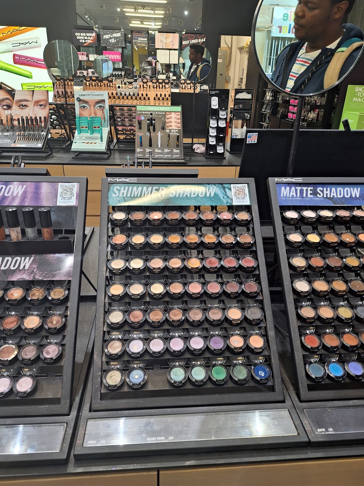 MAC Cosmetics