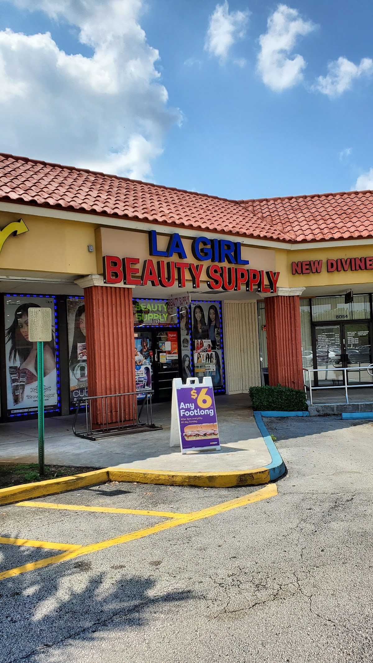 La Girl Beauty Supply Inc