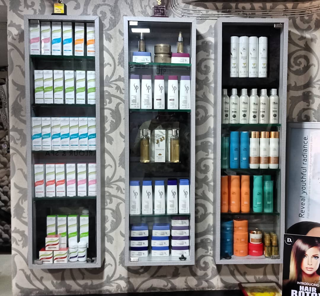 Natural Beauty Parlour
