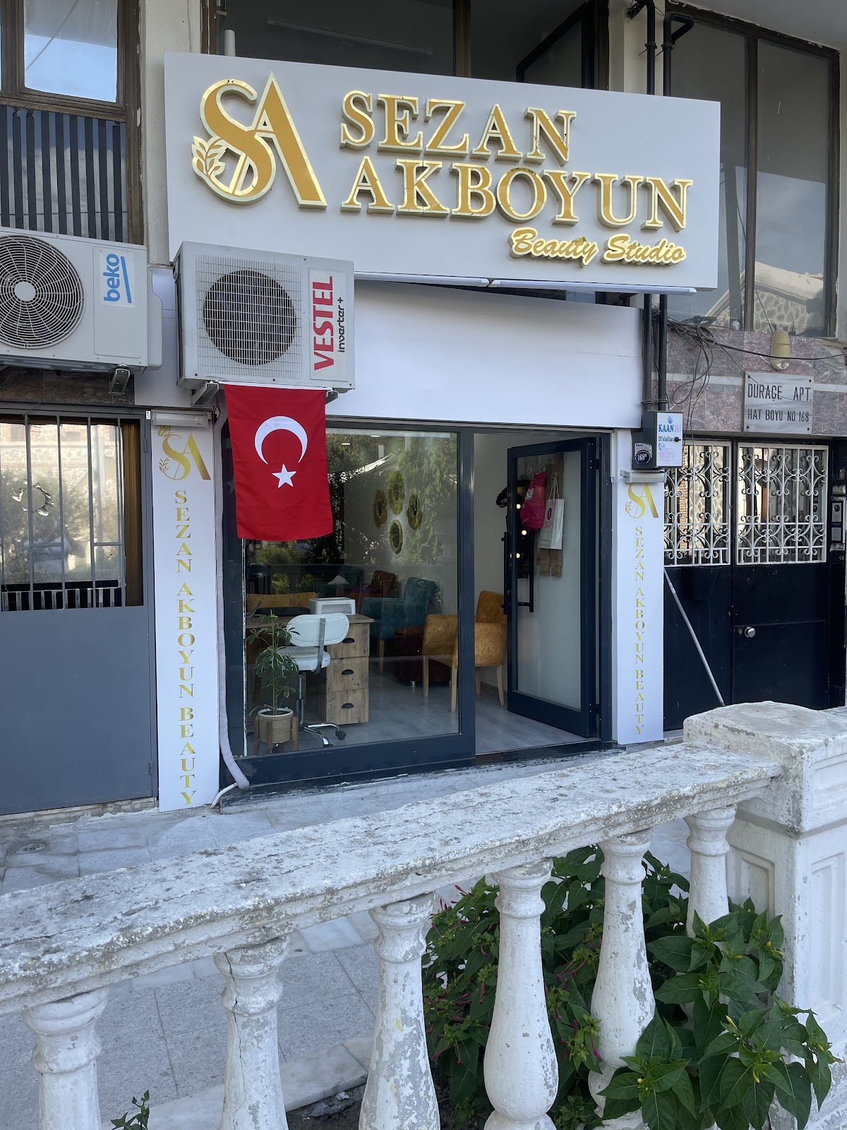 Sezan Akboyun Beauty Studio