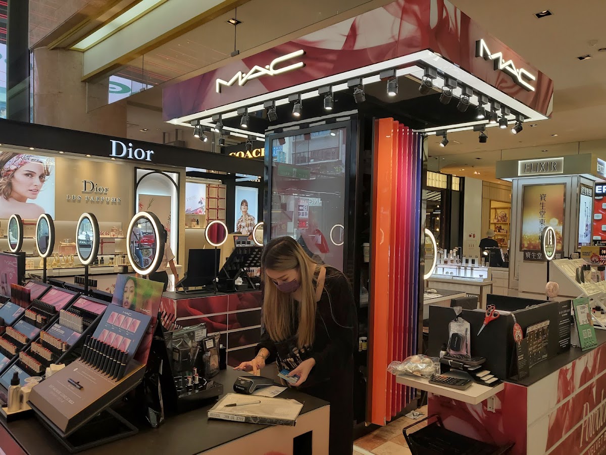 MAC Cosmetics Counter Shin Kong Mitsukoshi Taipei Nanxi Store 1