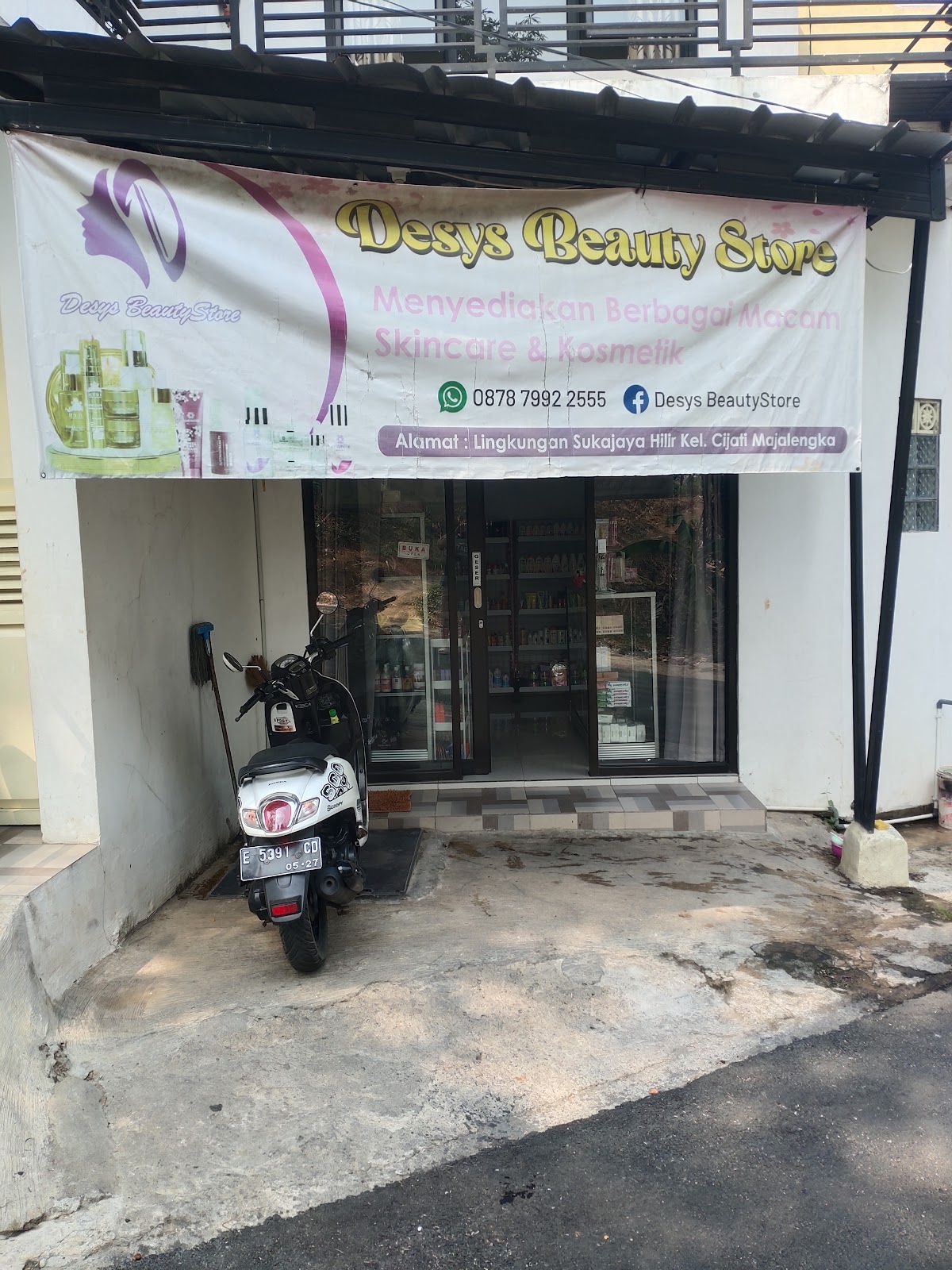 Desy's Beauty Store