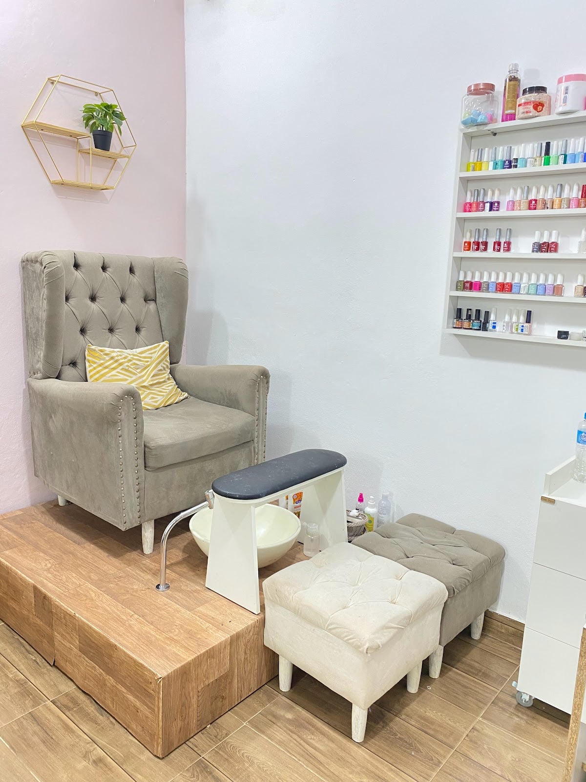 Lucia Rojas Beauty Center-spa