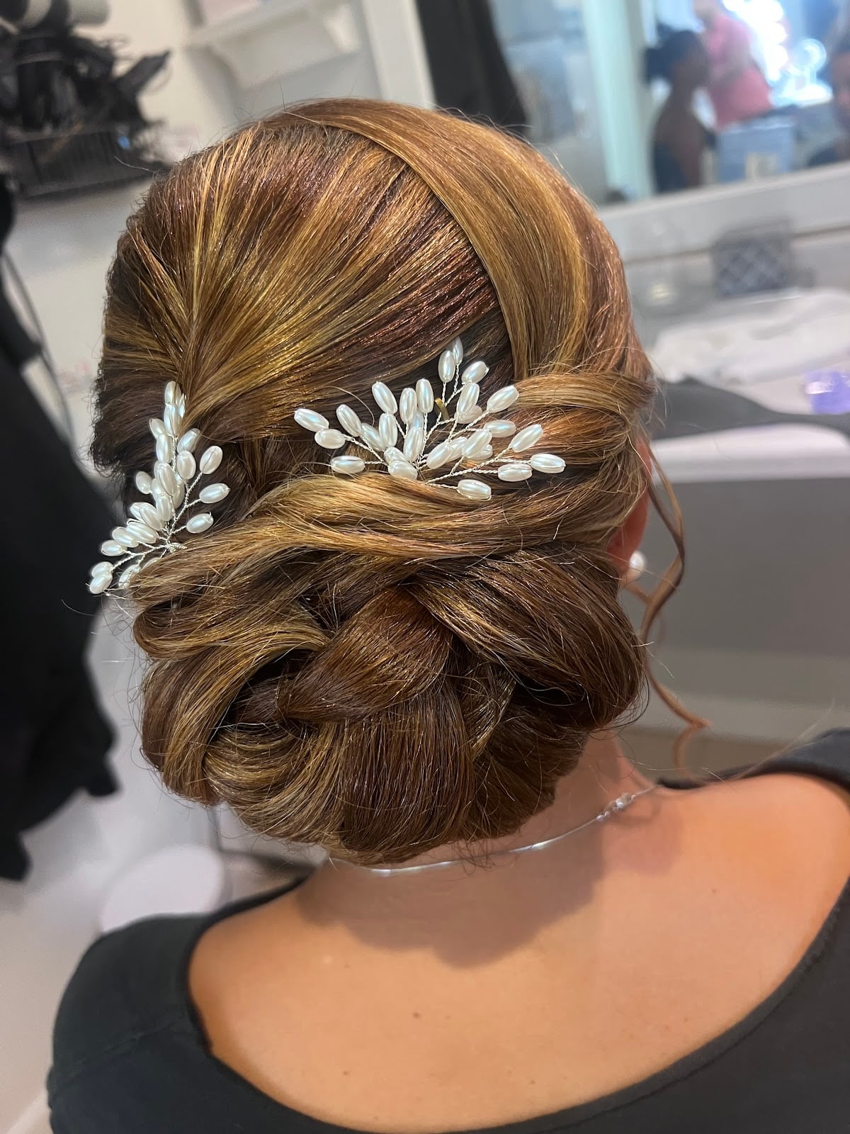 The Color Bar Salon