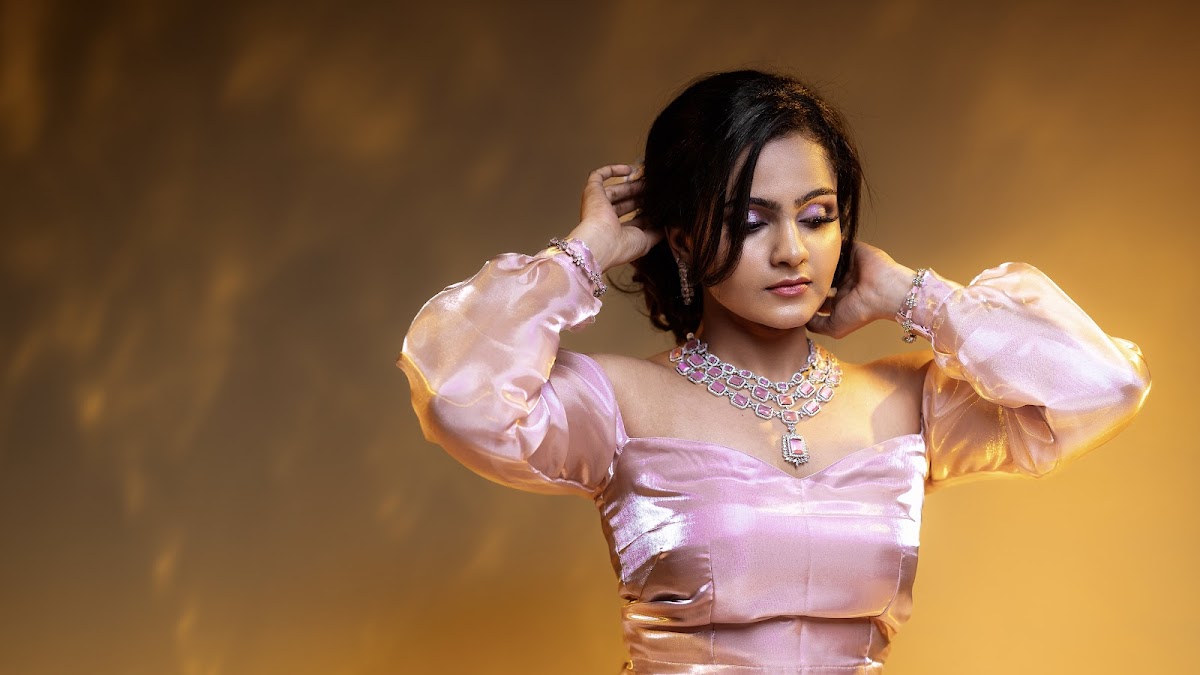 Reshmi Salon & Spa