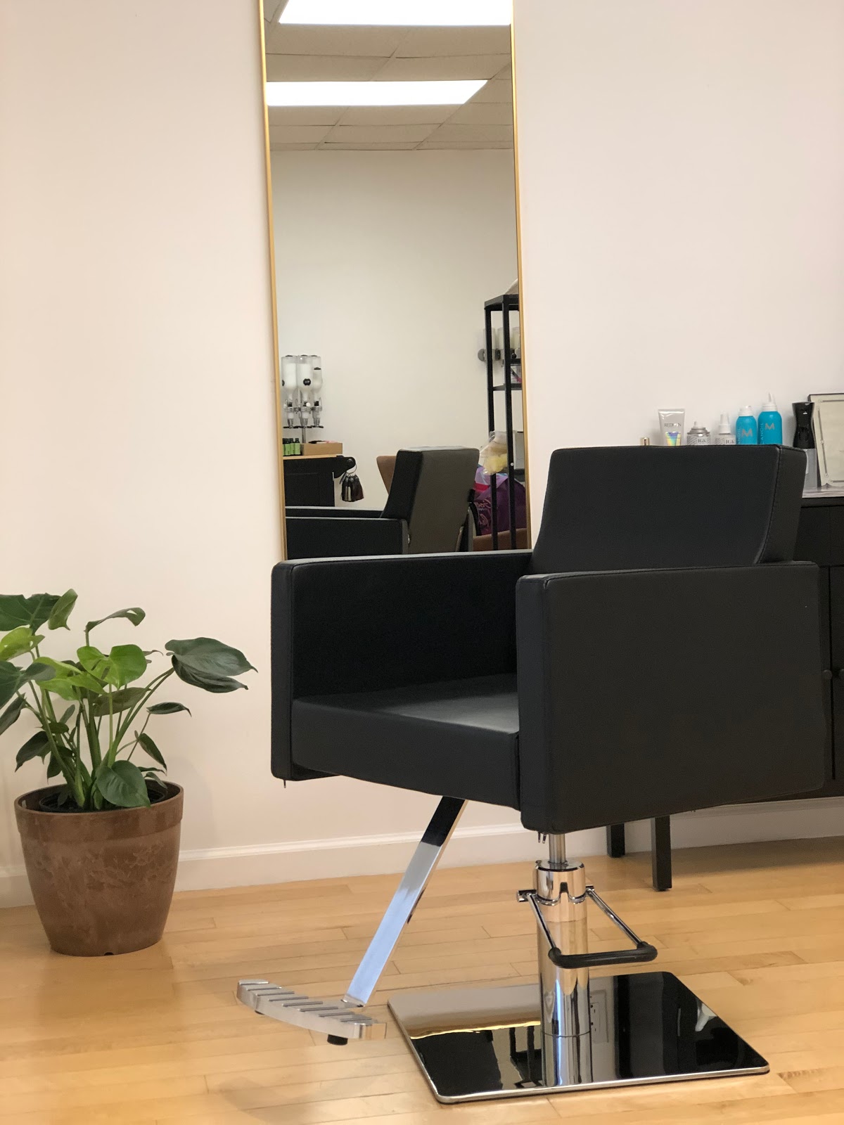 LUNA hair & beauty studio