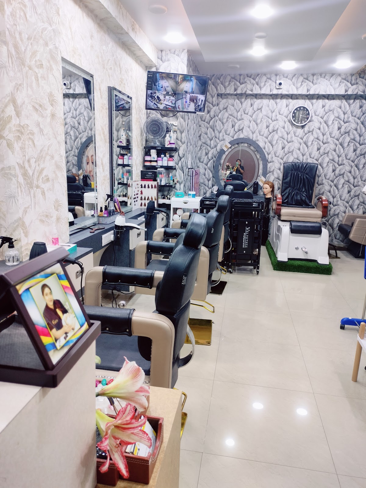 TOP 2 TOE Hair, Beauty & Makeup