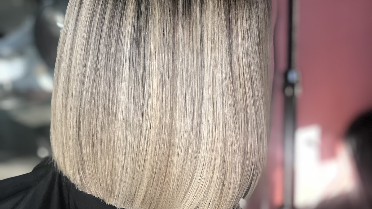 Salon D'Mar Luxury Hair