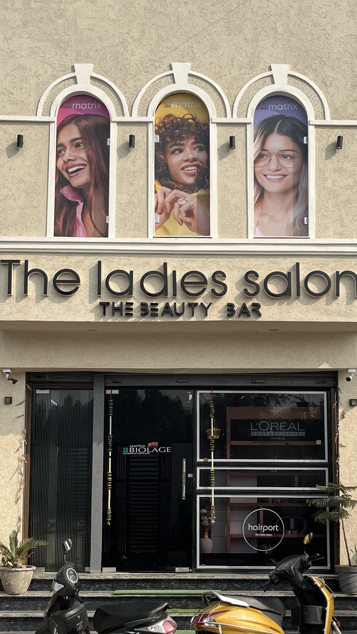 Matrix the ladies salon
