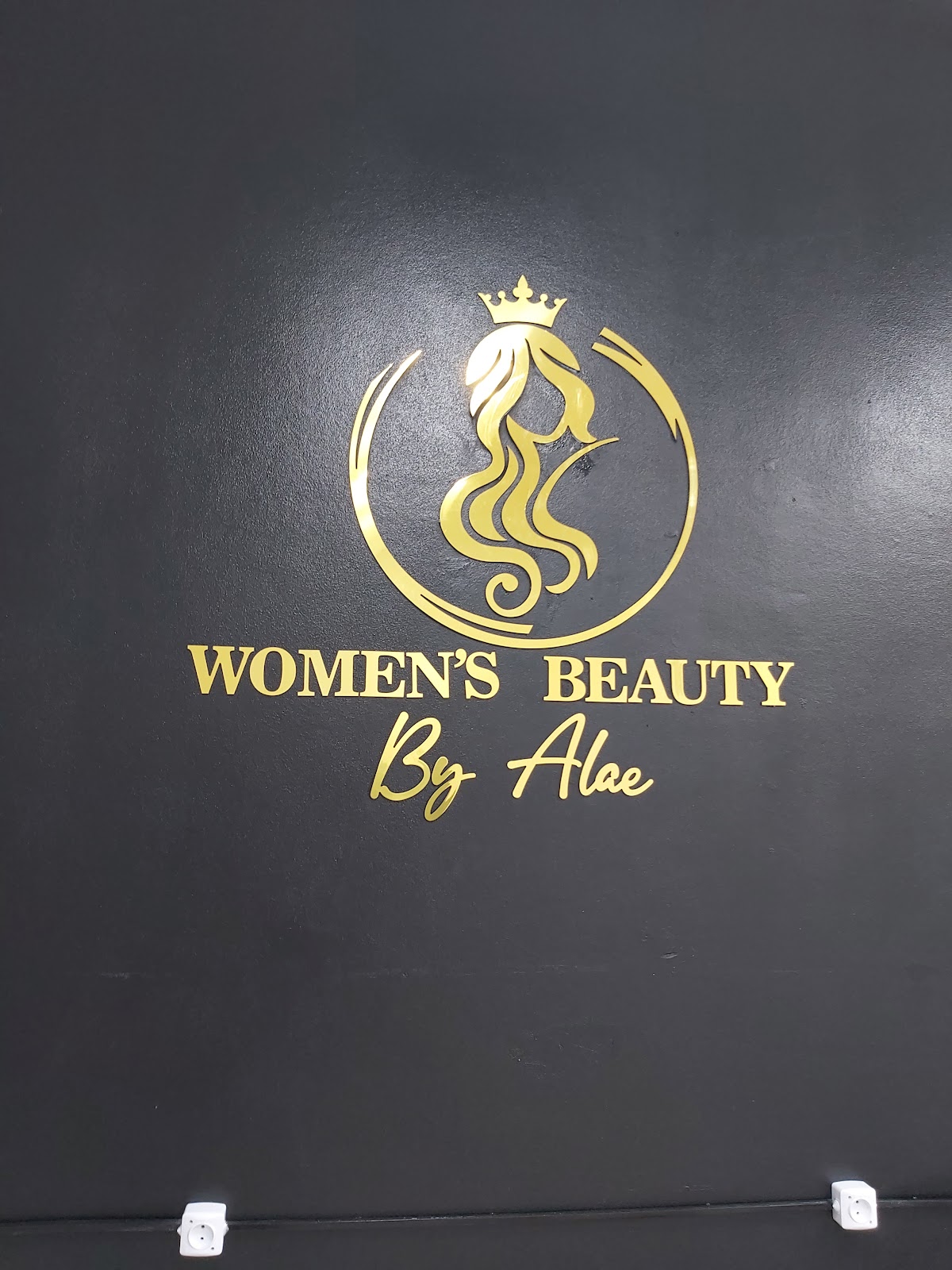 Women's Beauty by Alae