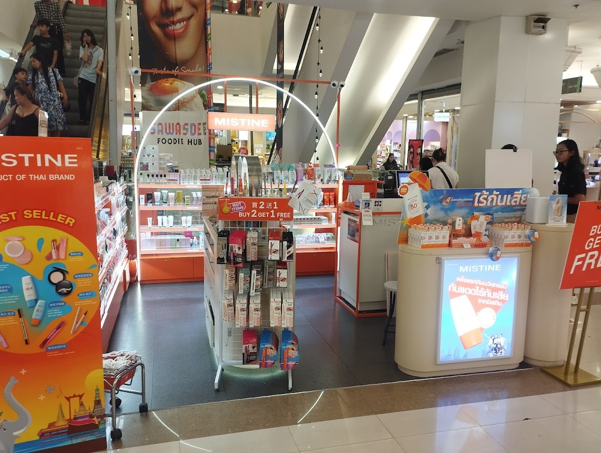 Mistine beauty shop Platinum