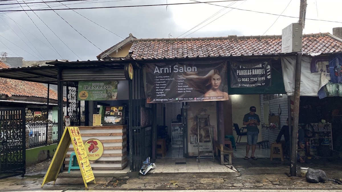 Arni Salon 90