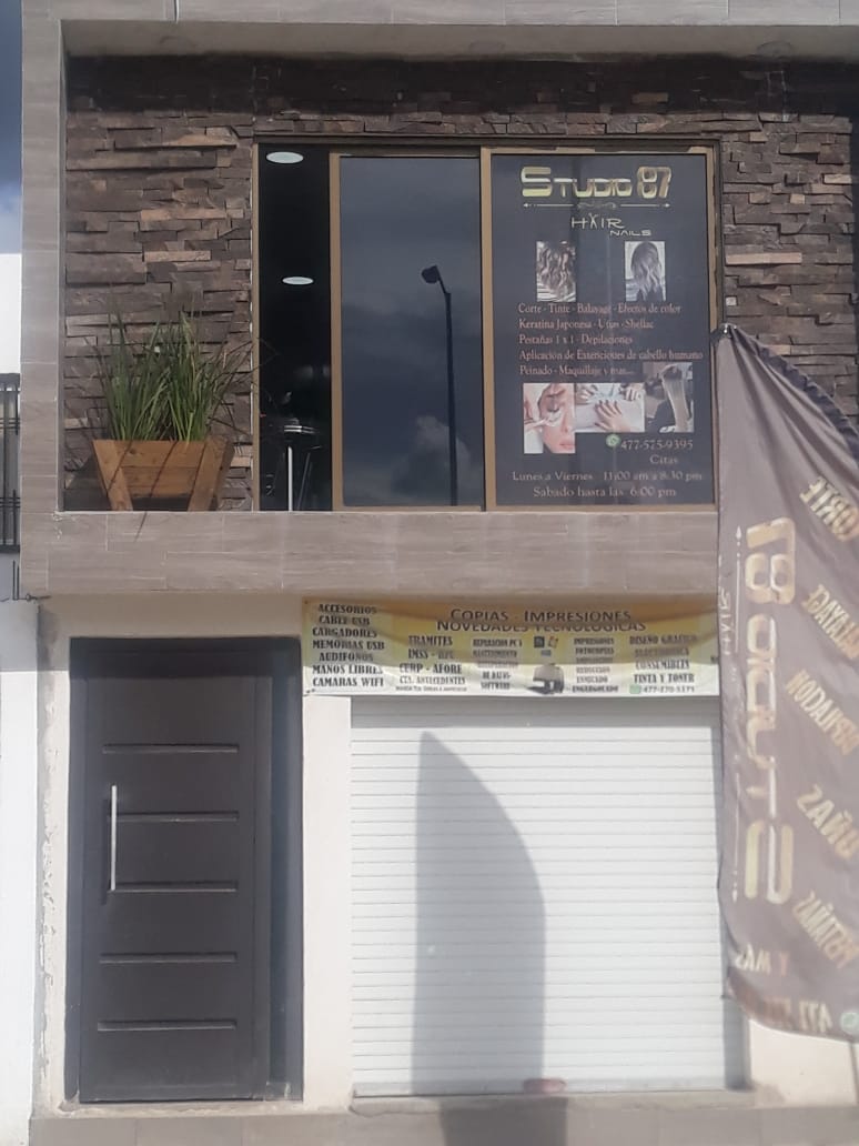 Studio 87 Leon