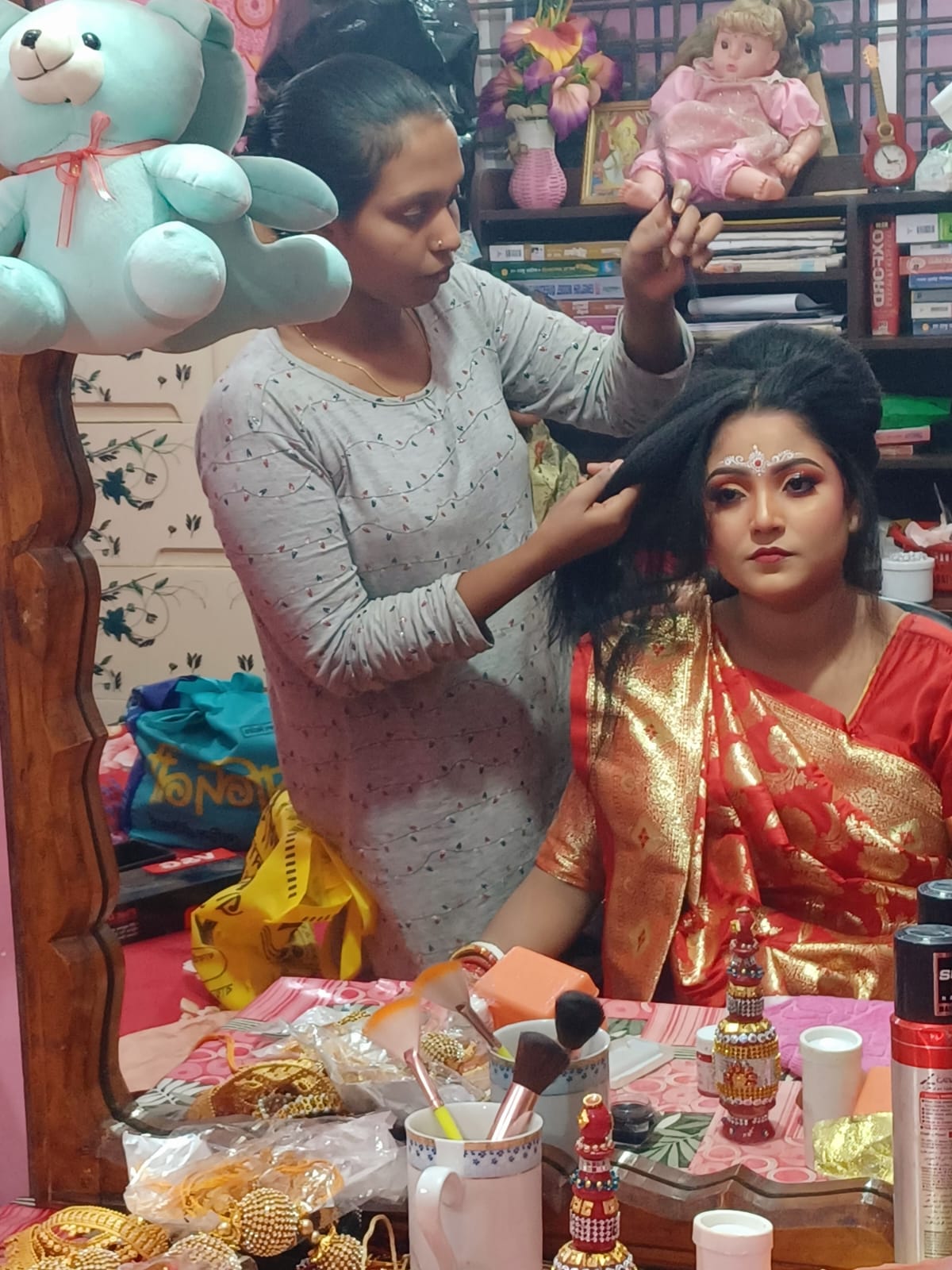 Outlook Beauty Parlour