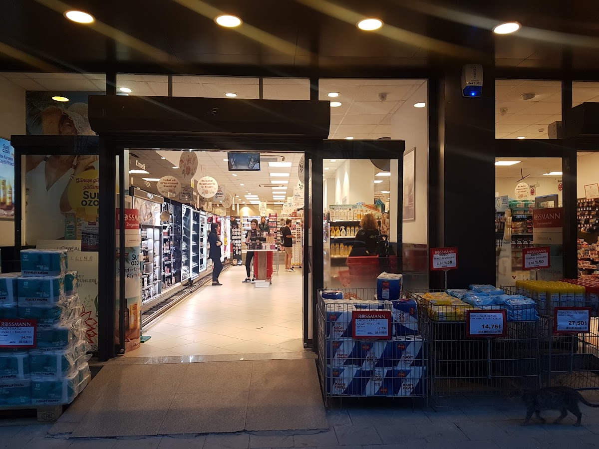 Rossmann Adana Turgut Ozal Bulvari