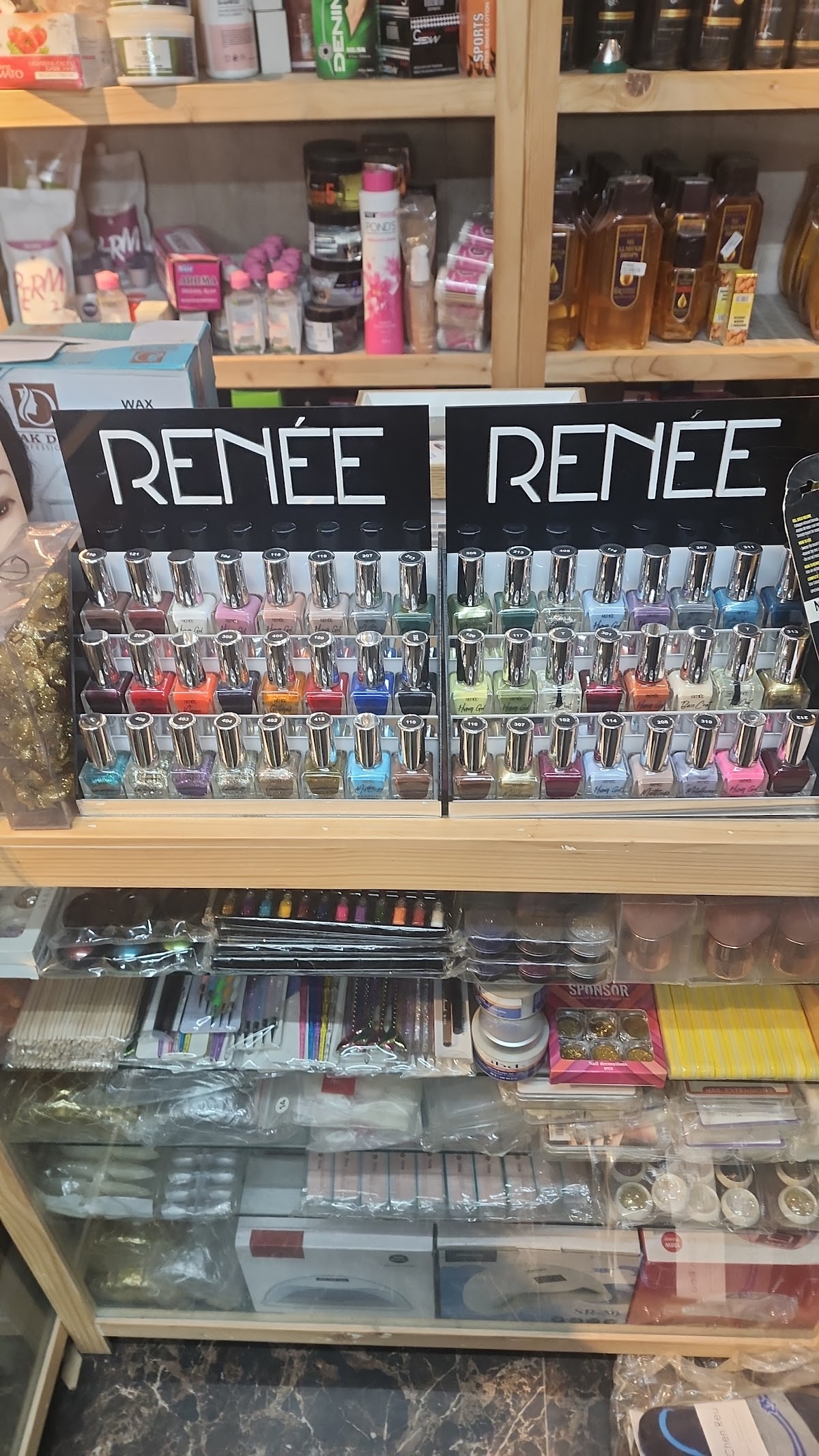 Cosmetics Store Greenfields Faridabad