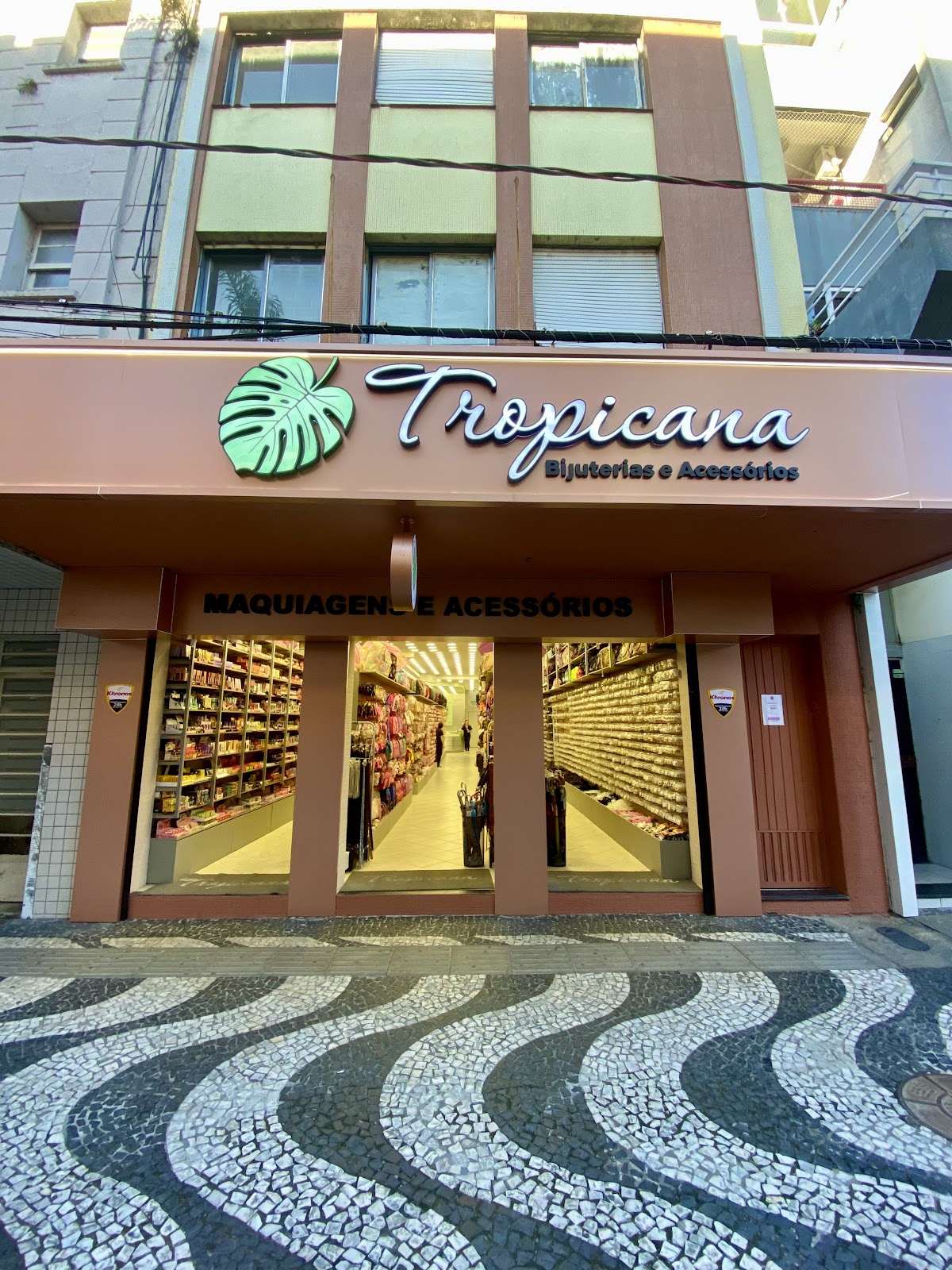 Tropicana Maquiagens e Acessórios