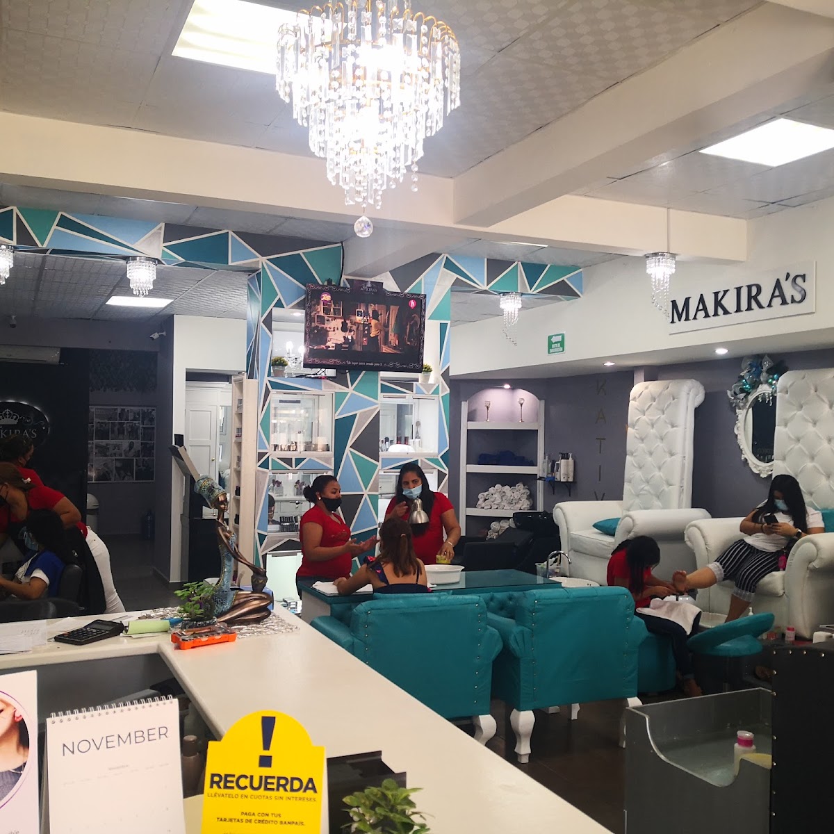 Makira's Salón & Spa
