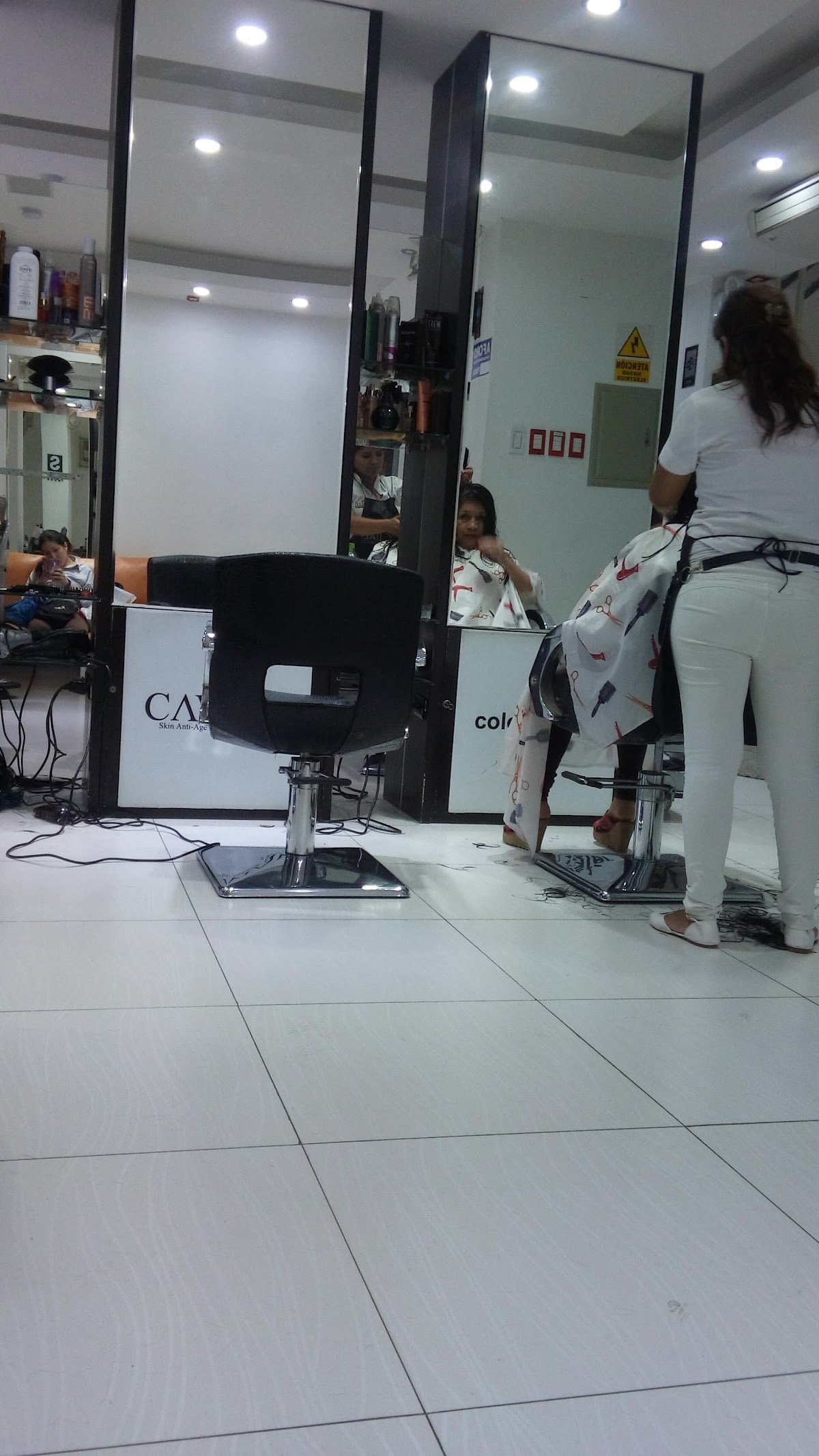Spello Salon & Spa