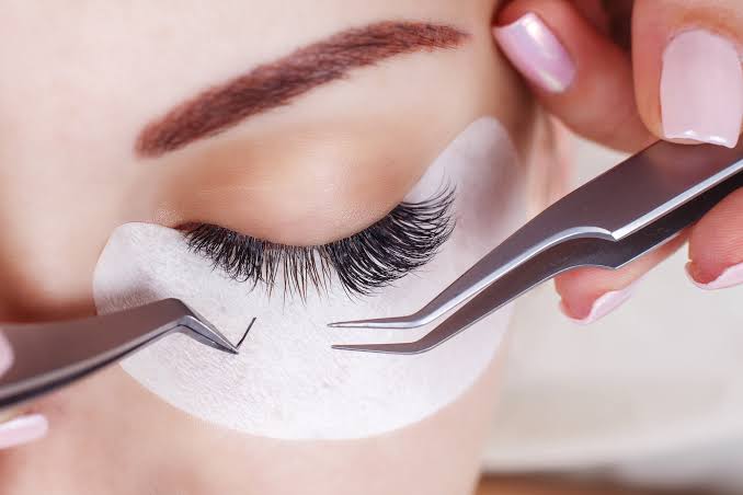 Cantt Beauty Saloon
