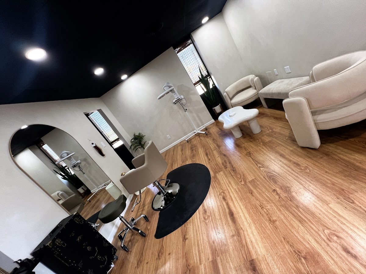 Flourish Beauty Co.