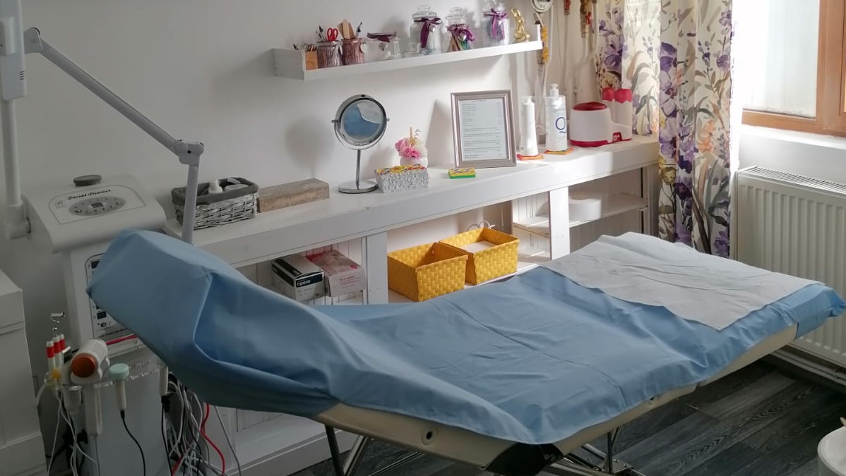 Tratamente cosmetice, make-up, epilat si pensat Pitesti