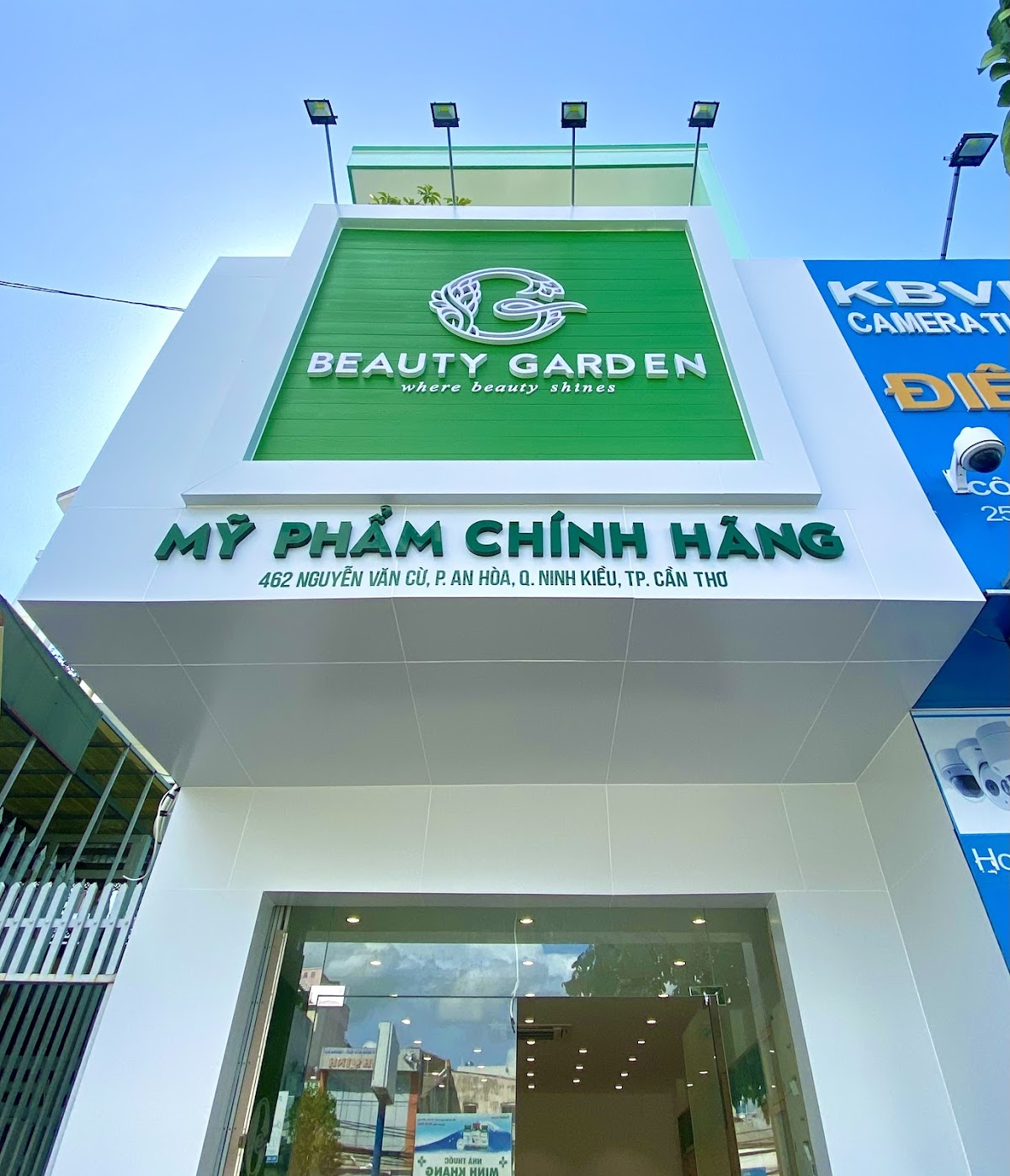 Beauty Garden (My Pham Chinh Hang)