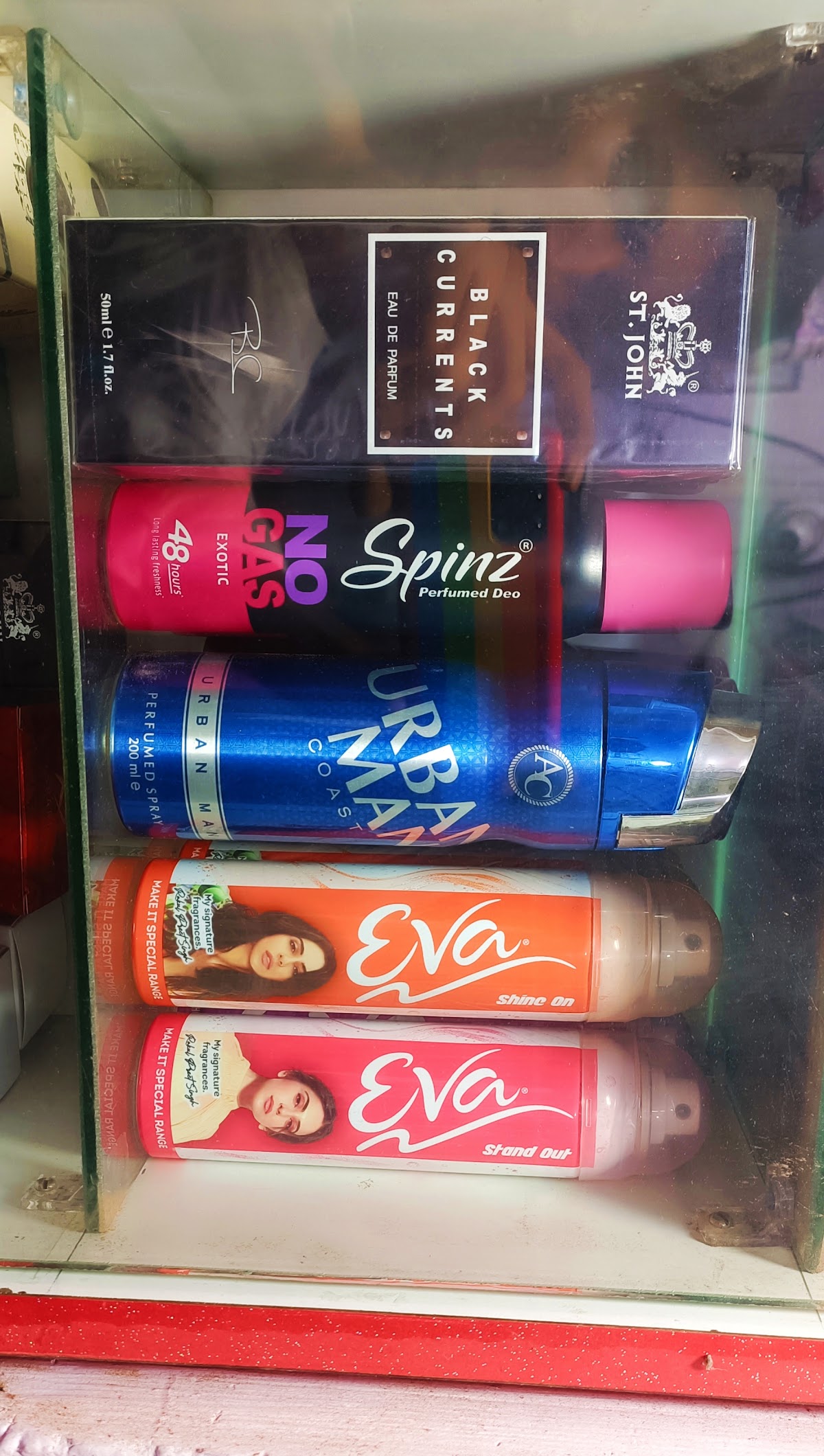Naaz Cosmetic Centre