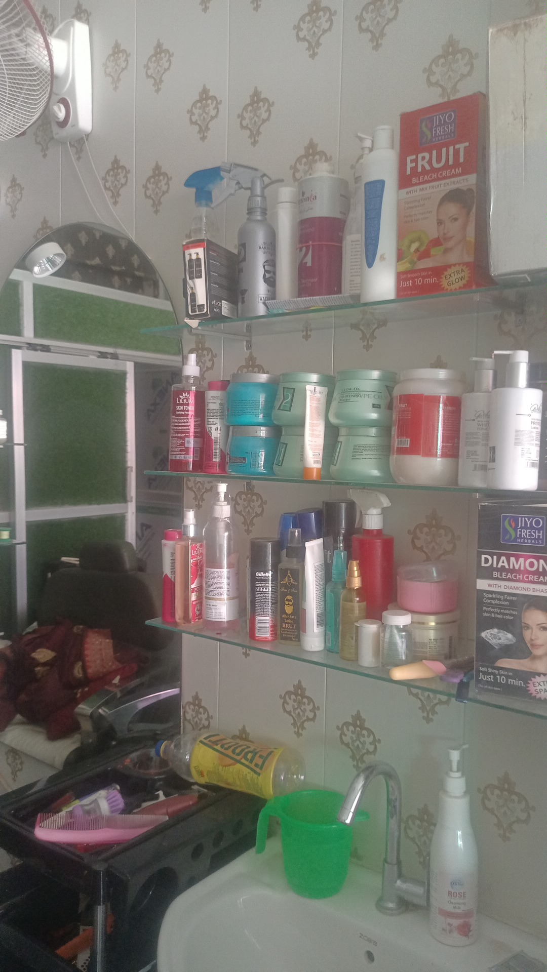 Queen Beauty Parlor Khalilabad