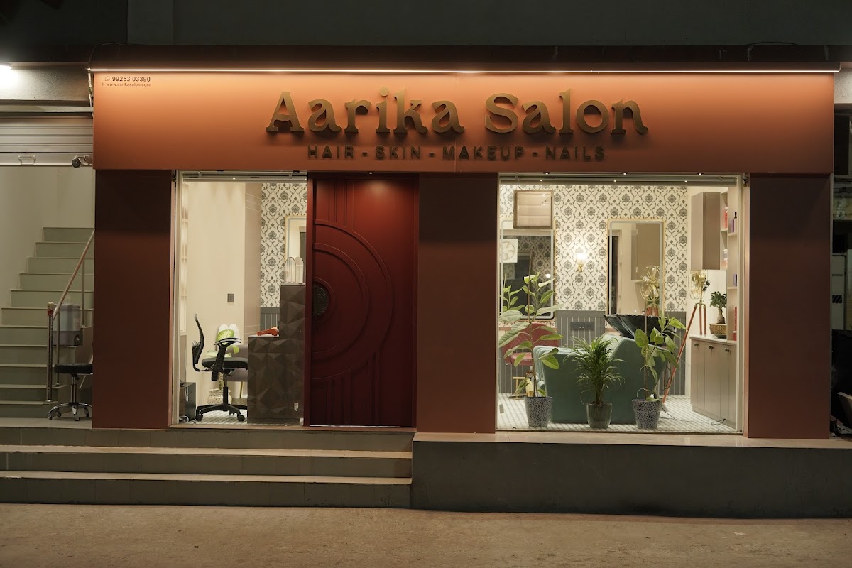 Aarika Salon & Academy