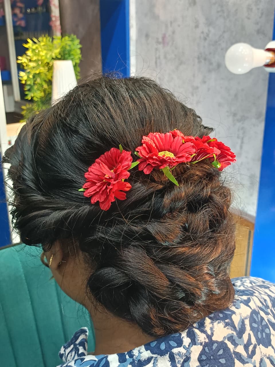 Happiness Salon