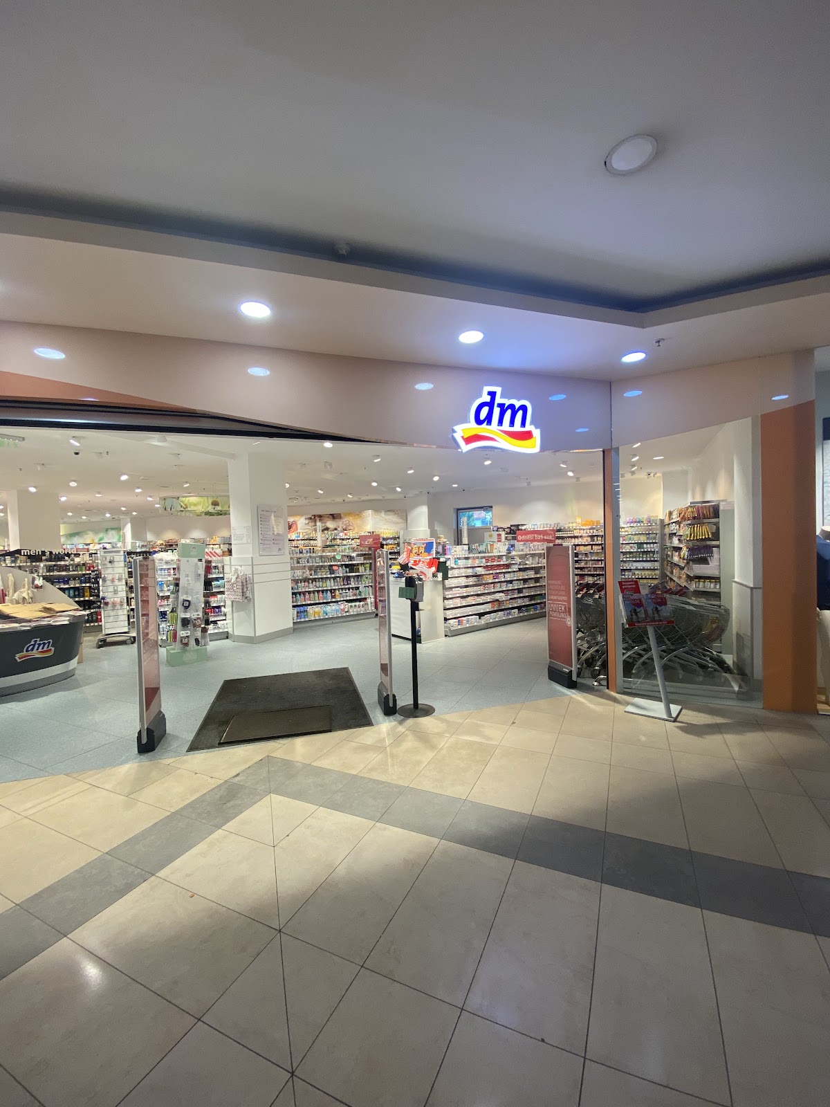 dm drogerie markt